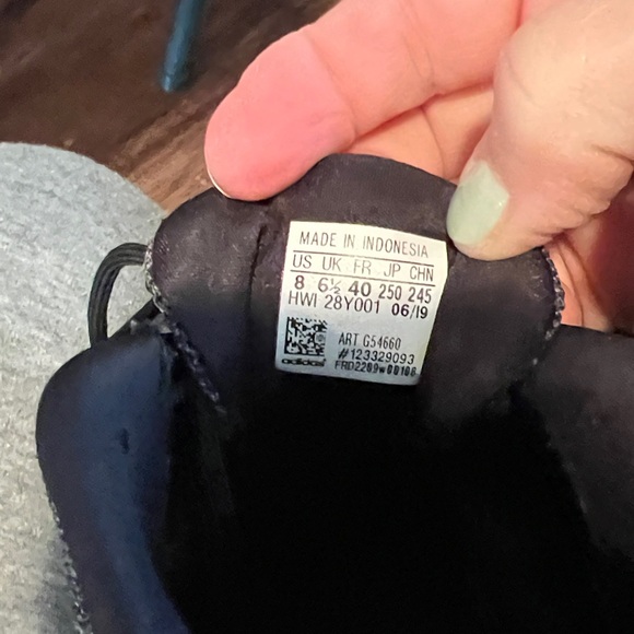 Adidas Black and Silver Cloudfoam Shoes - Picture 3 of 7